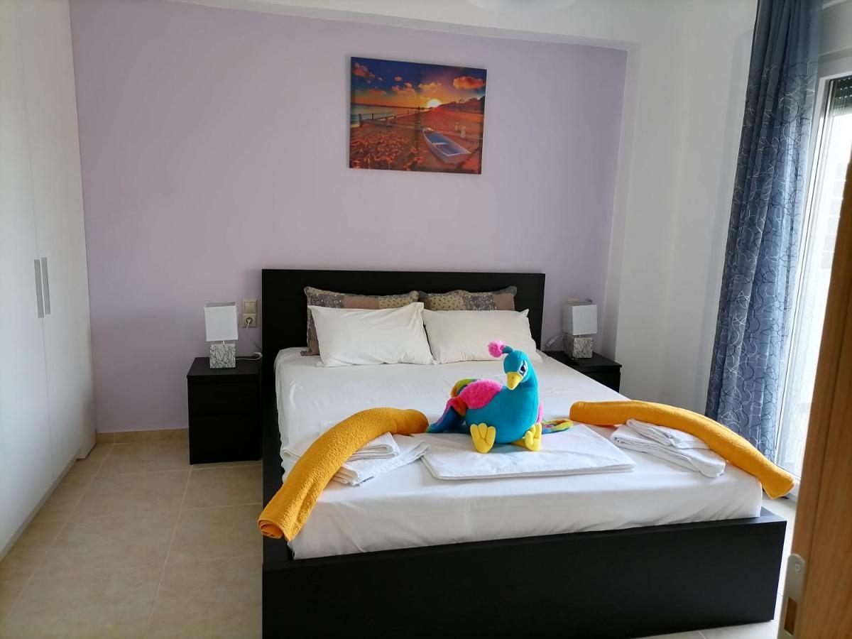 “theeporto” Maisonette With Pool *